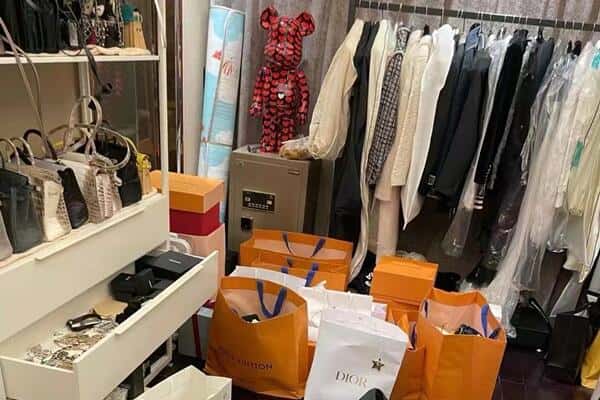 日喀则定结县回收一线品牌衣服